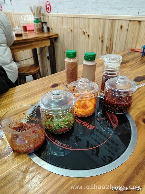 打破淮南牛肉汤垄断，中岗小伙创业出奇招
