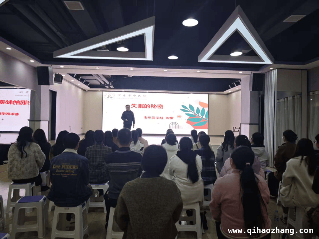 2025宜青夜校焕新登场，结识好友开启学习之旅！，解锁宜青夜校新体验，pick你的专属课程！