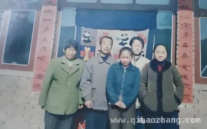 从现实到精神，栗二有追寻马航失联儿子的漫长之路