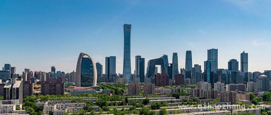 从精英到大众：北京中小学AI通识教育的里程碑意义