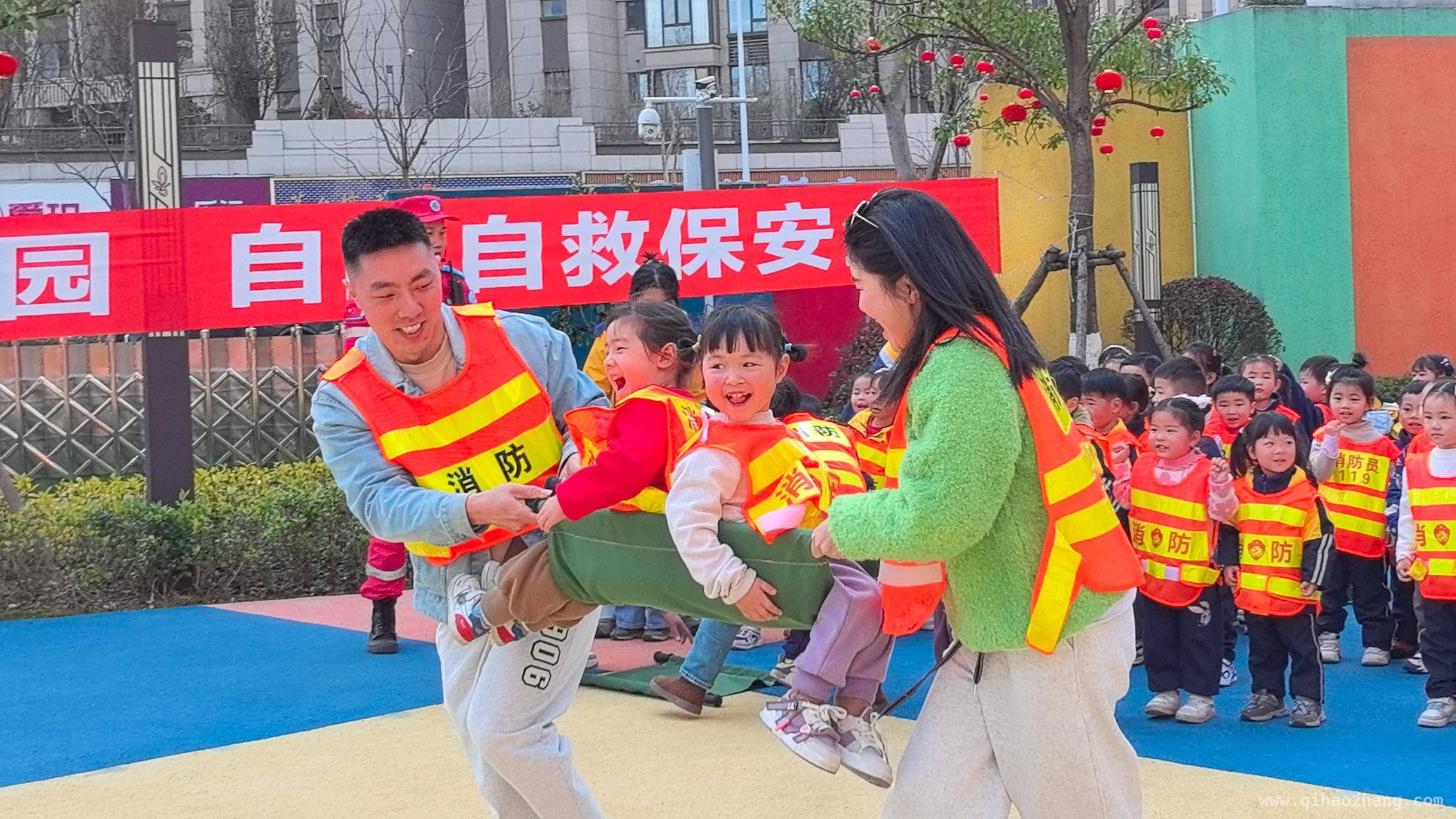 2025 年长沙凌云府幼儿园消防亲子活动获家长一致好评