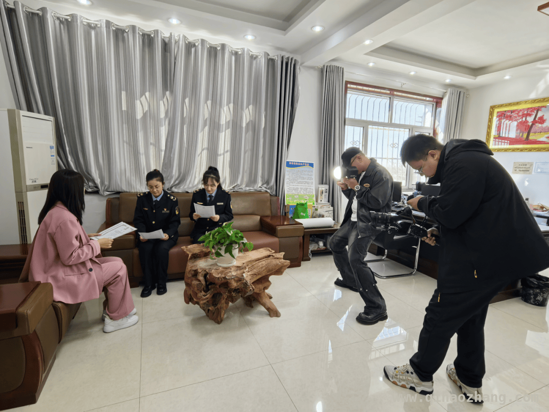 乌拉特前旗市监局“助企清风”行动开启企业发展新篇，聚焦企业关切，乌拉特前旗市监局开启专项助企之旅