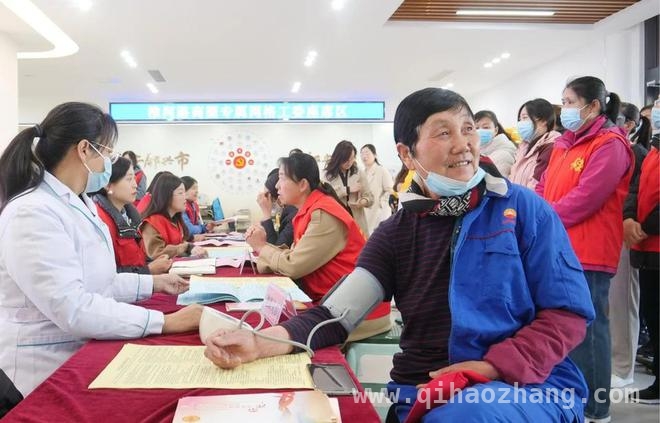 市总工会开展“护航新业态”普法活动，关爱新就业劳动者