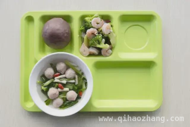 国家号召减肥，大学生积极响应！高校减脂餐来袭