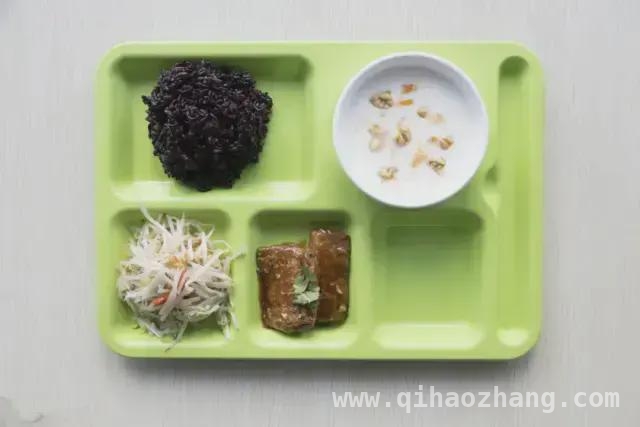 国家号召减肥，大学生积极响应！高校减脂餐来袭