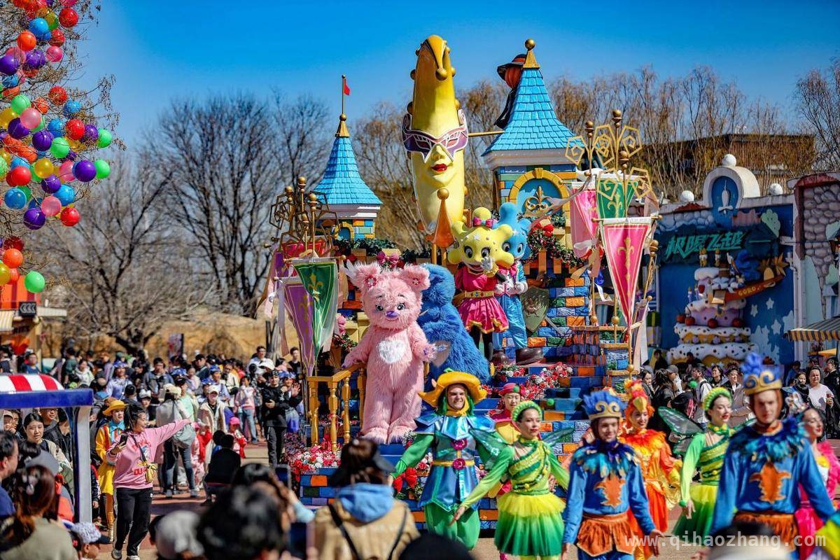 “春意山海 花漾大连”春季文旅启幕，旅游市场热度飙升！ 2025大连春季文旅启动，发现王国开园游客激增