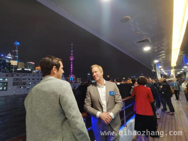 相聚“北外滩之夜”，外资企业高管见证上海蓬勃发展，感受上海活力，“北外滩之夜”吸引外资企业高管目光