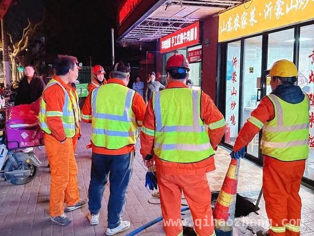 3月21日：斜土街道高效疏通污水管道，还居民舒心生活