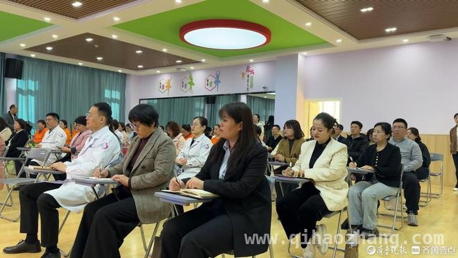 3月21日，东昌府区托育会议推出“健康副园长”，守护婴幼儿健康