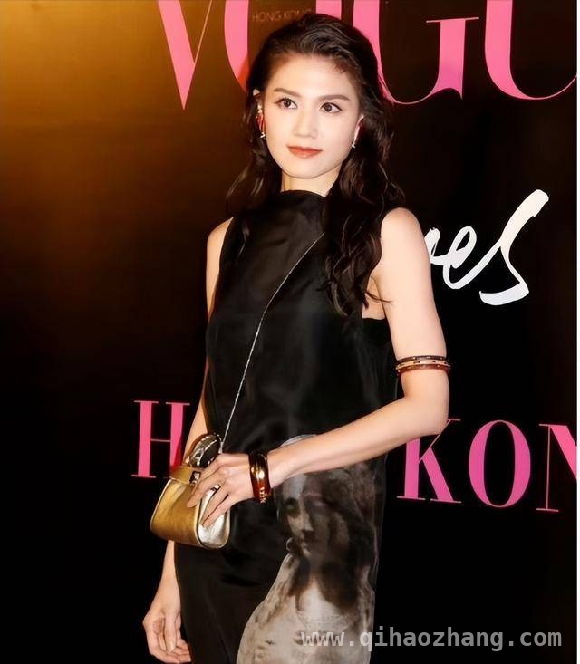 从明星到豪门贵妇，徐子淇的魅力与丈夫绯闻风波 徐子淇真面目曝光！造型师揭秘豪门阔太的温暖日常