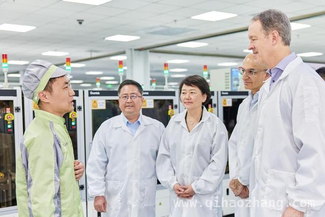 Apple高管访歌尔，共探消费电子新未来