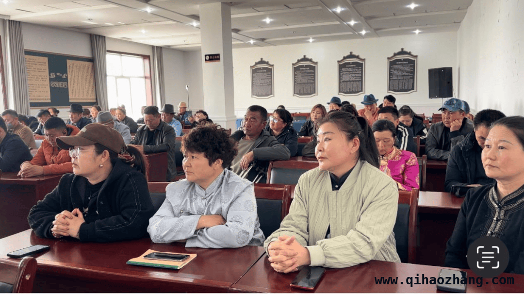 鄂托克旗就业服务中心举办嘎查招聘会，助力乡村就业新征程，阿尔巴斯苏木脑高岱嘎查招聘会：搭建农牧民就业新桥梁