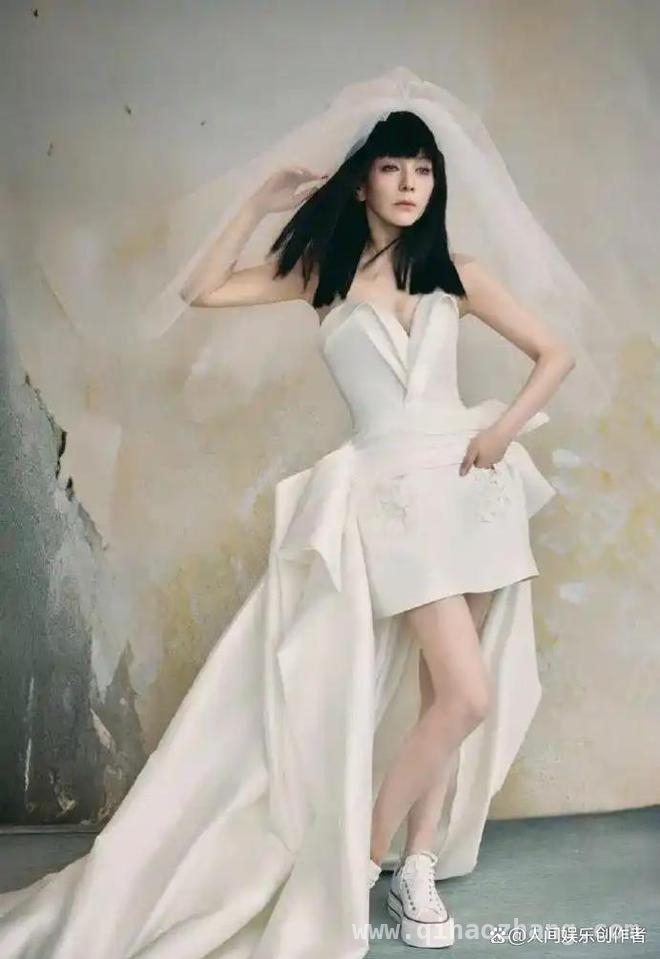 王琳54岁穿婚纱惊艳全场，两段婚姻终结她却活出自我
