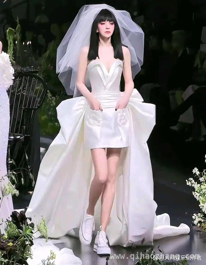 王琳54岁穿婚纱惊艳全场，两段婚姻终结她却活出自我