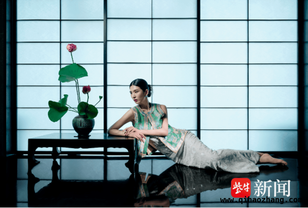 “双遗”联名，看香云纱与宋锦如何在时尚界大放异彩 香云纱宋锦深度合作，奏响国潮文化复兴最强音