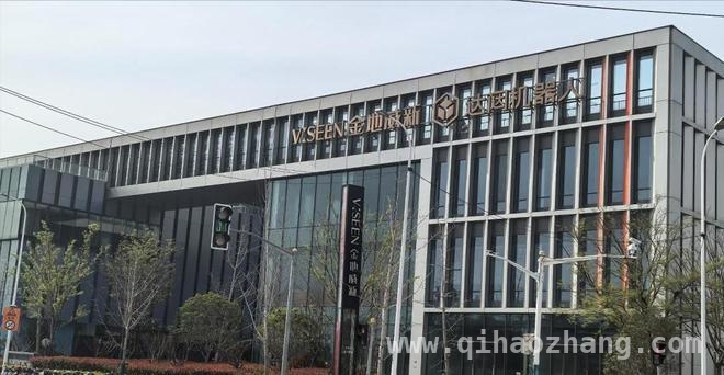 人形机器人热潮退去，达闼机器人能否绝境重生？，达闼机器人资金链断裂，行业发展遇冷？