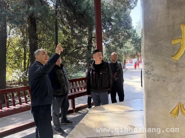 缅怀先烈！郑州市政党员碧沙岗公园开展清明主题党日活动