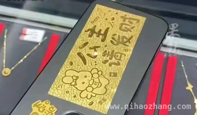 金价疯涨，投资者直呼买少！背后原因几何？