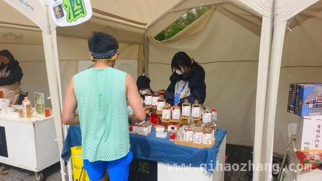 上海长江半马邂逅“崇明好物”，开启消费新体验，上海长江半程马拉松助力“崇明好物”提升知名度