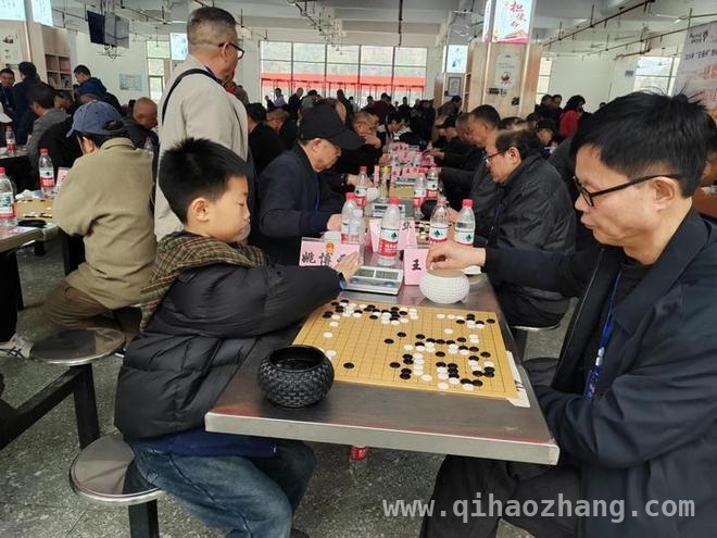 黔桂滇棋赛：三棋同台演绎民族文化魅力，“王母杯”棋赛：让民族团结在棋盘上绽放光彩