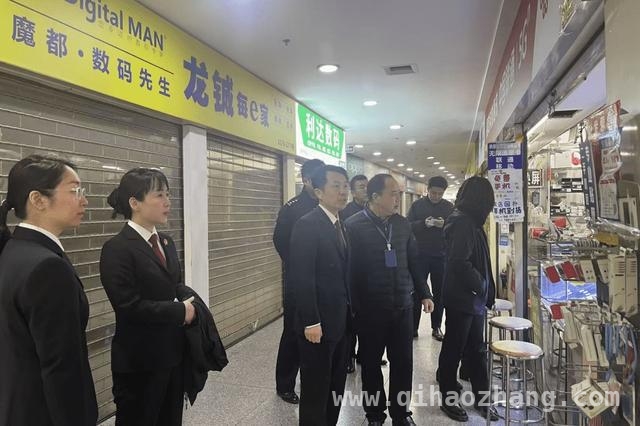 从租机放贷案看金融风险防范，上海静安区检察在行动 警惕租机放贷骗局，上海静安区检察出击斩断非法利益链