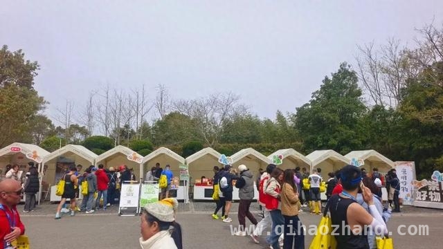 半程马拉松遇上“崇明好物”，碰撞出别样精彩 跑半马邂逅“崇明好物”，这场赛事太有料！