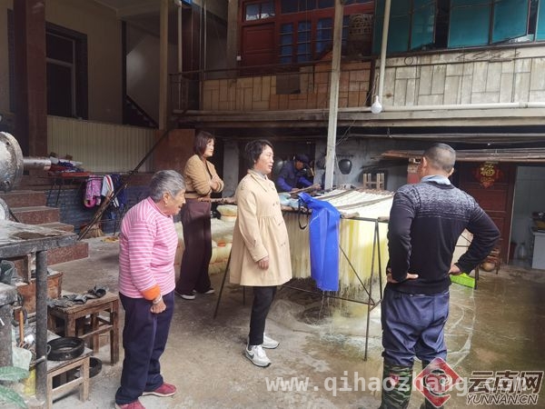 保山隆阳：“就医直通车”温暖传染病患者就医路，河图街道“一车一陪护”：为传染病患者就医保驾护航