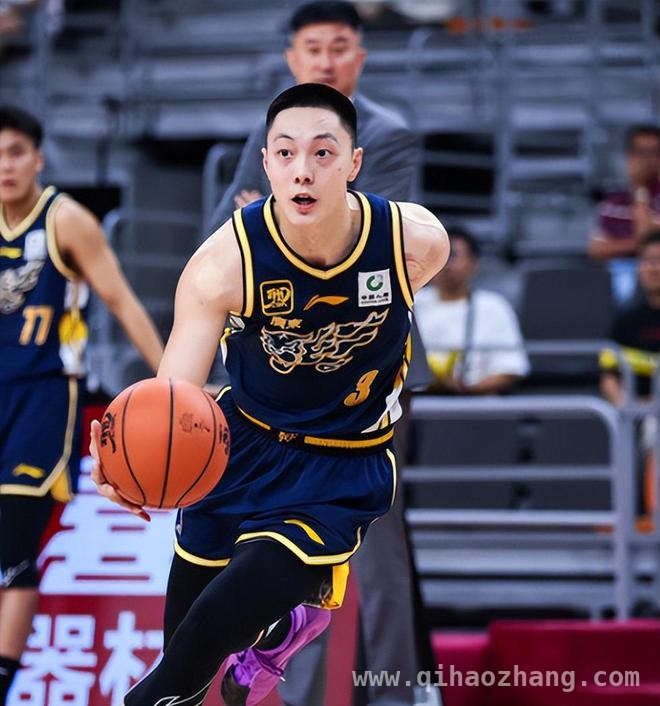 广东主场迎生死战，能否击败上海突围首轮？ CBA 12进8生死战：广东上海狭路相逢谁能笑到最后？